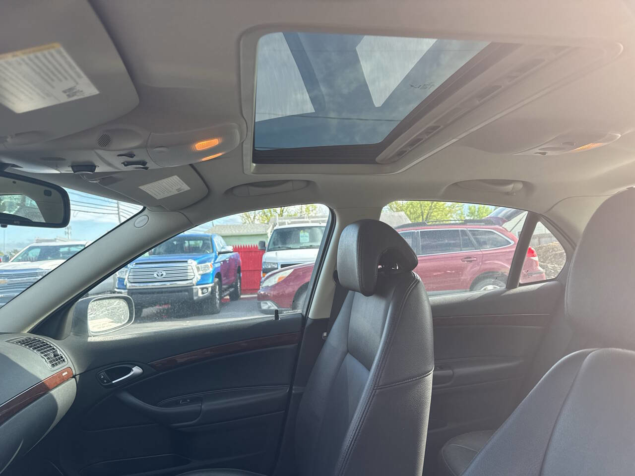 Used 2009 Saab 9-3 2.0T w/ Premium Package image 18