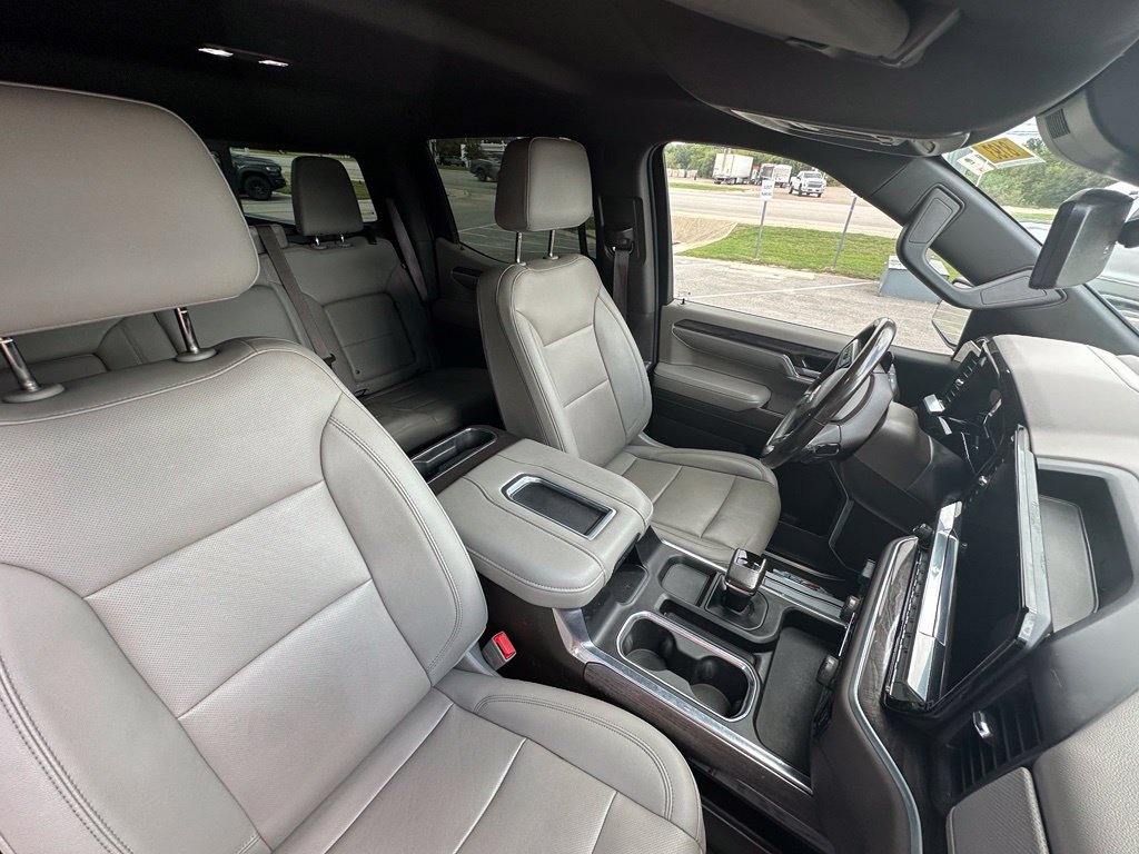Used 2022 Chevrolet Silverado 1500 LTZ AWD/4WD image 14