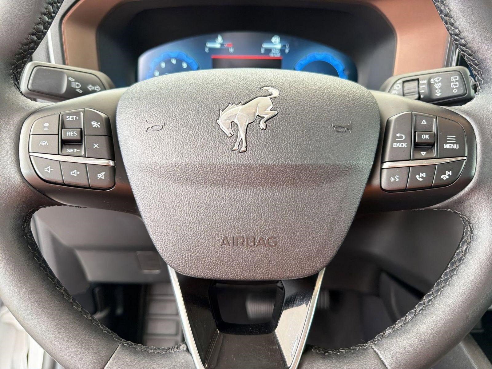 Used 2025 Ford Bronco Sport Outer Banks AWD/4WD image 17