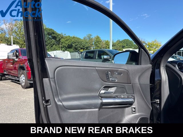 Used 2025 Mercedes-Benz GLA 250 4MATIC image 30