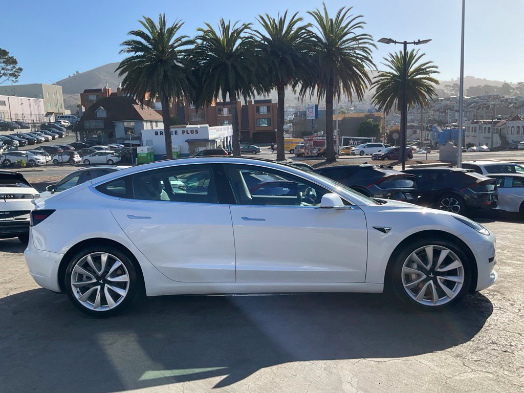 Used 2020 Tesla Model 3 Performance AWD/4WD image 3