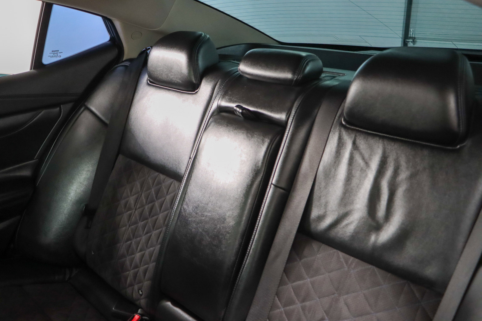 Used 2017 Nissan Maxima SR w/ Midnight Edition image 25