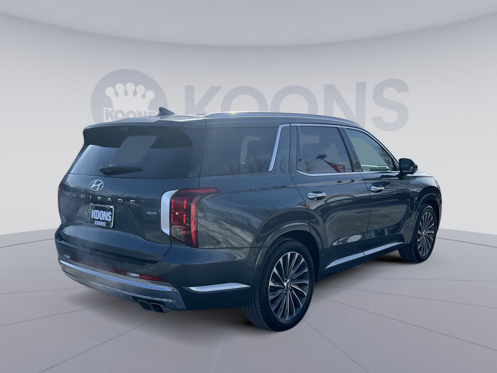 Used 2023 Hyundai Palisade Calligraphy w/ Cargo Package image 7
