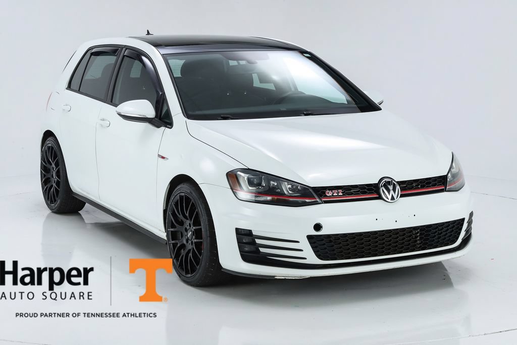 Used 2017 Volkswagen GTI SE FWD image 53