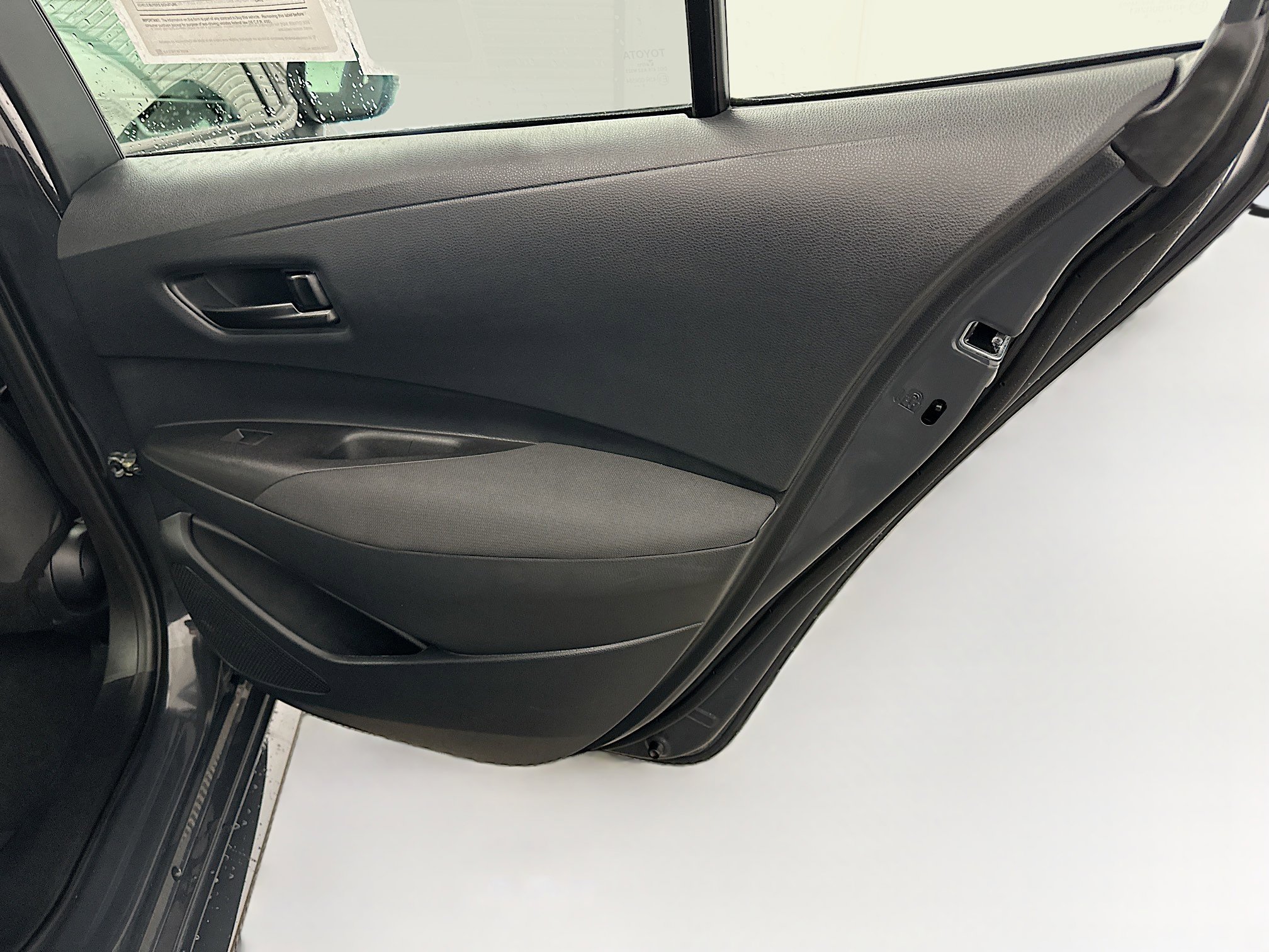 Used 2026 Toyota Corolla LE FWD image 31