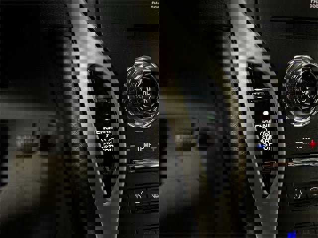 Used 2020 Lincoln Nautilus Reserve w/ Equipment Group 201A image 17