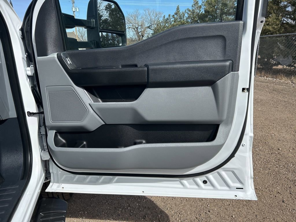 Used 2023 Ford F350 XL w/ XL Chrome Package image 35