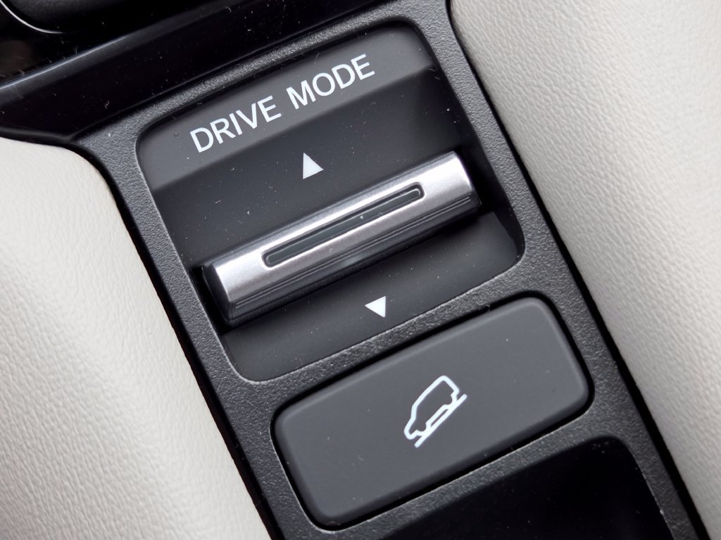 New 2027 Honda HR-V LX image 10