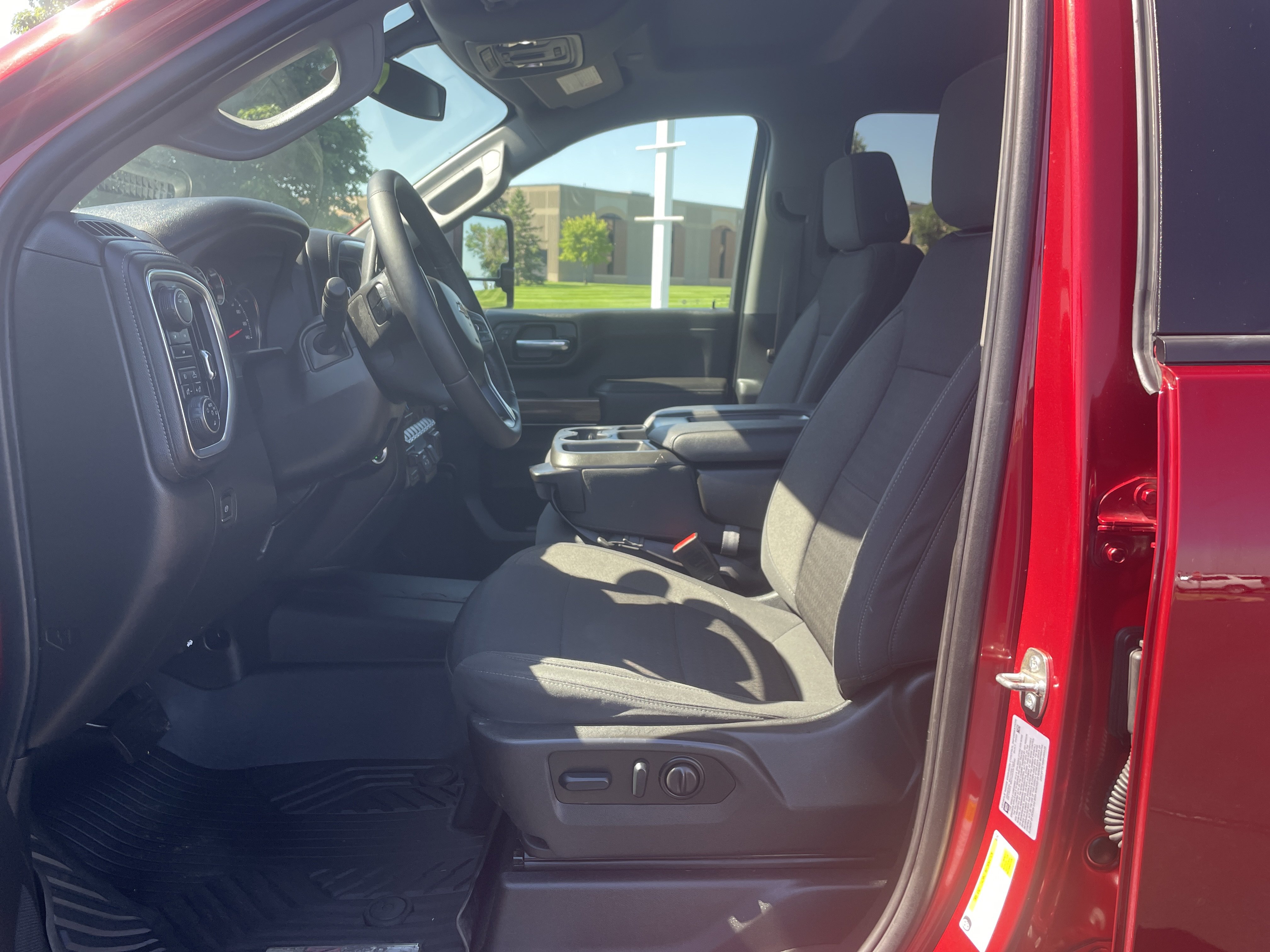 Used 2022 Chevrolet Silverado 3500 LT w/ Convenience Package AWD/4WD image 16