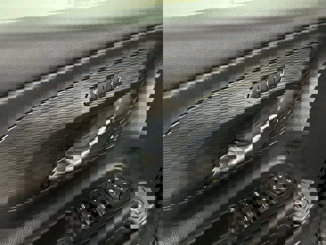 Certified 2018 GMC Terrain SLT w/ Preferred Package image 23