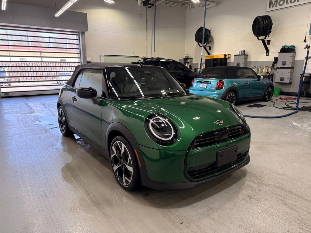 Certified 2025 MINI Cooper S image 7