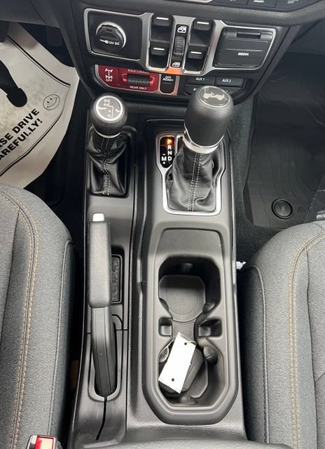 New 2026 Jeep Wrangler Unlimited Sport AWD/4WD image 15