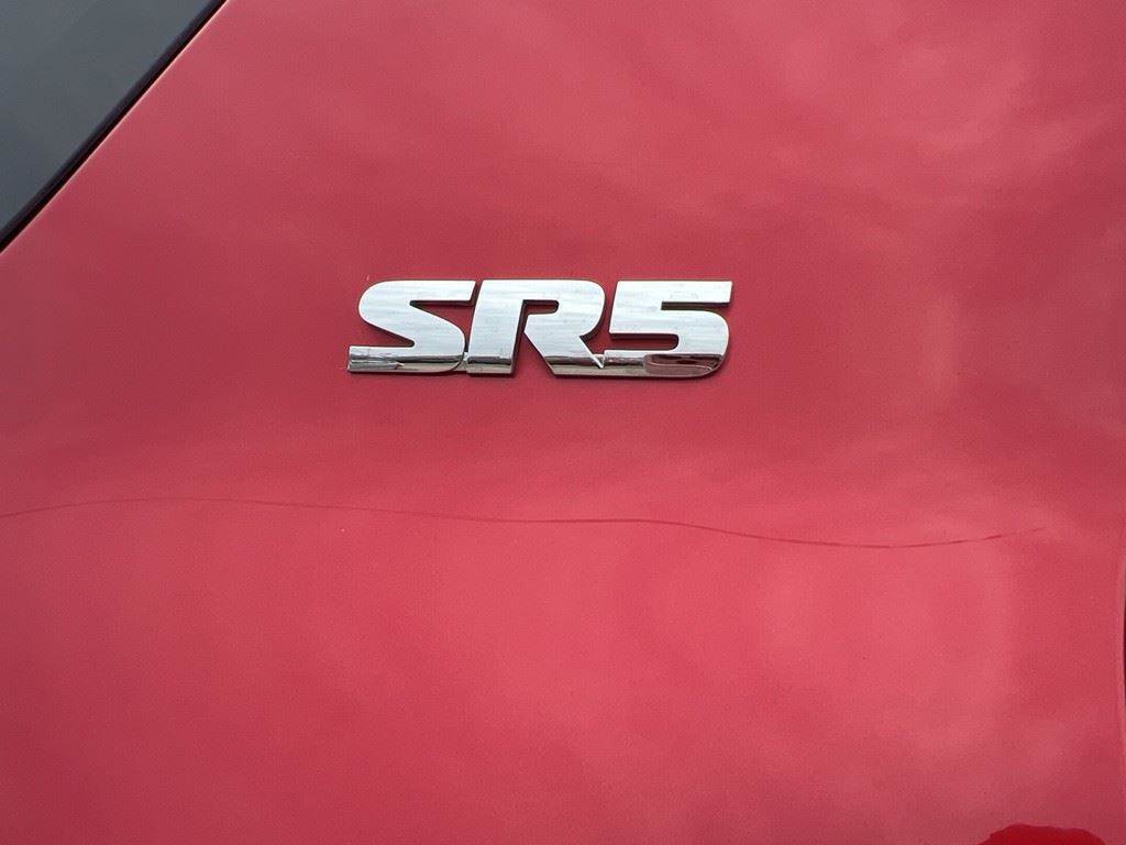 Used 2022 Toyota 4Runner SR5 image 9