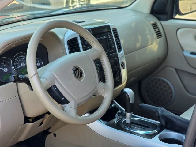 Used 2006 Mercury Mariner Hybrid image 11