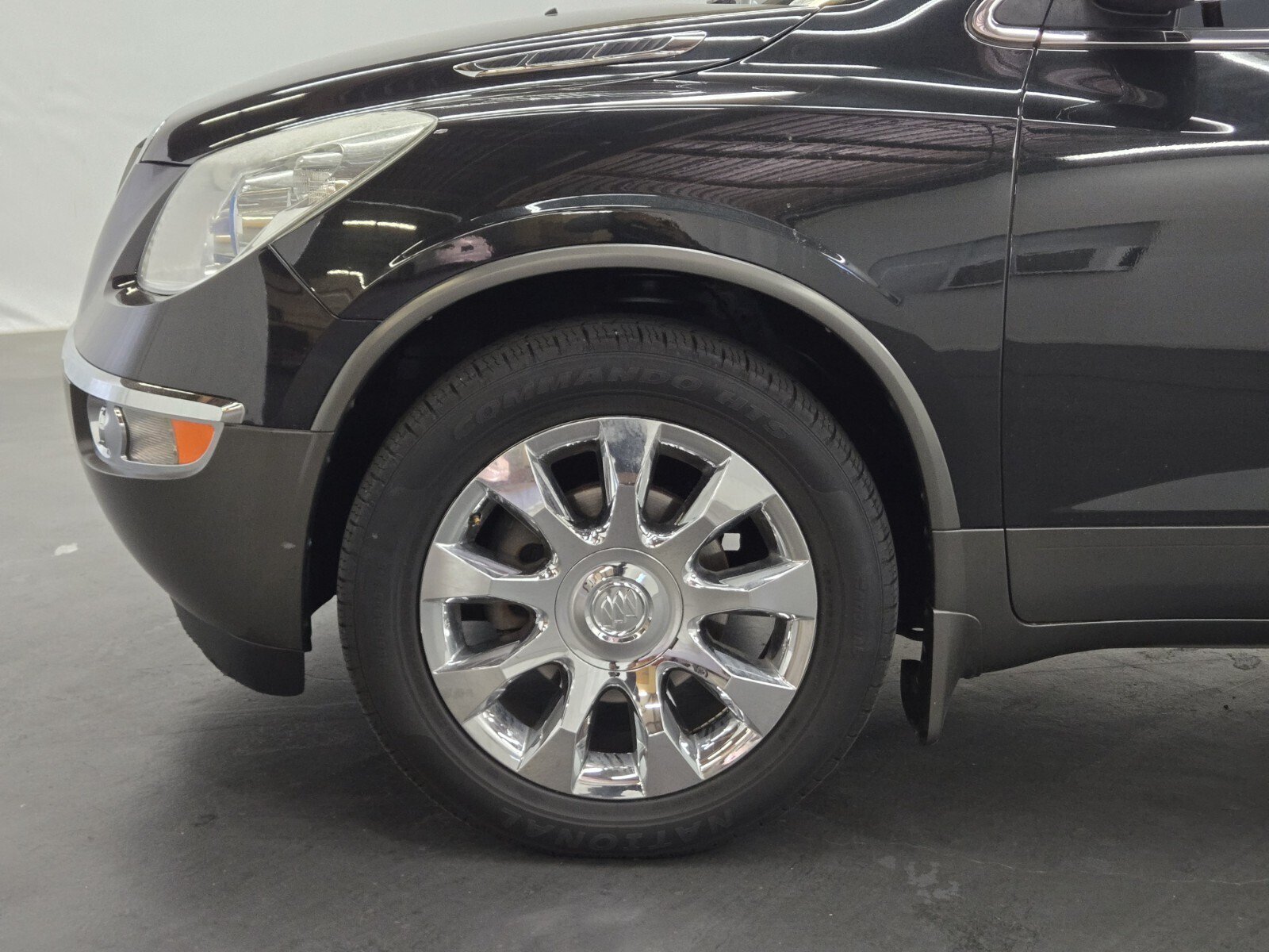 Used 2012 Buick Enclave Premium FWD image 6