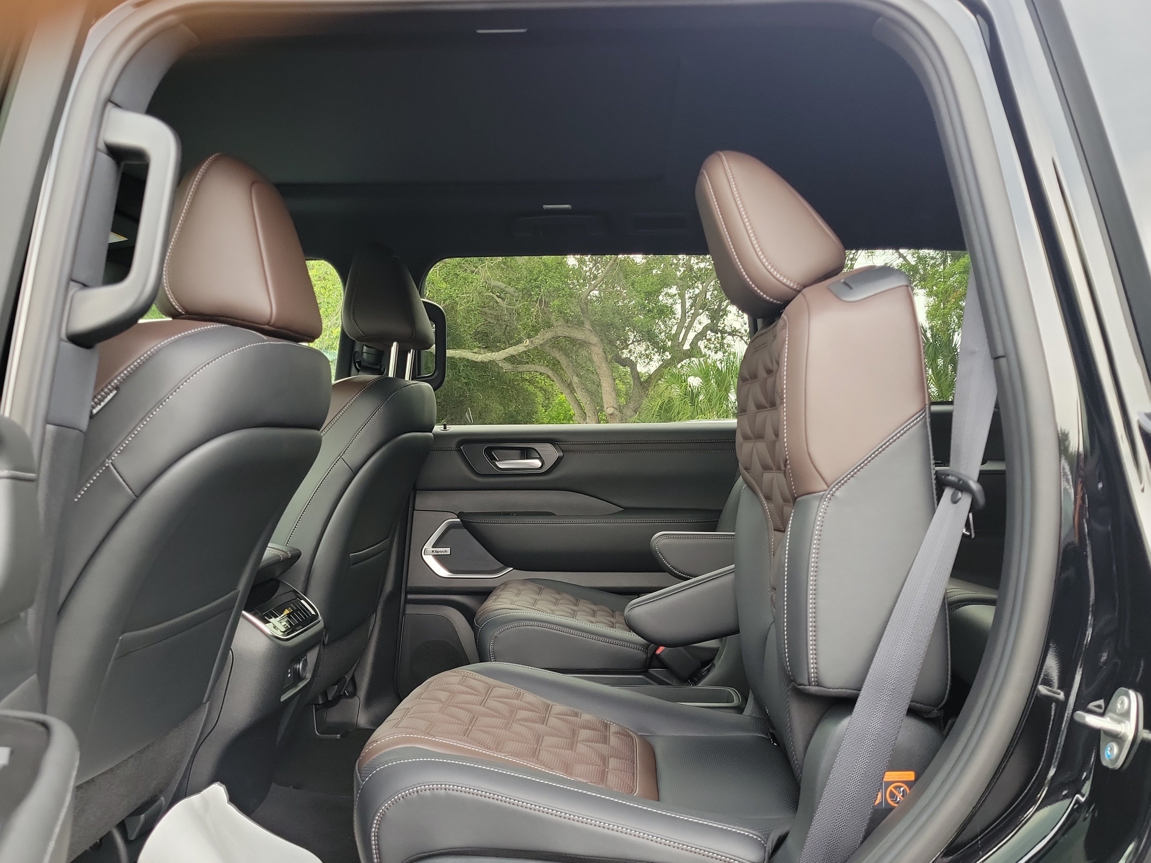 New 2026 Nissan Armada Platinum AWD/4WD image 9