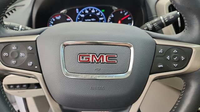 Used 2022 GMC Terrain Denali w/ Denali Premium Package AWD/4WD image 16