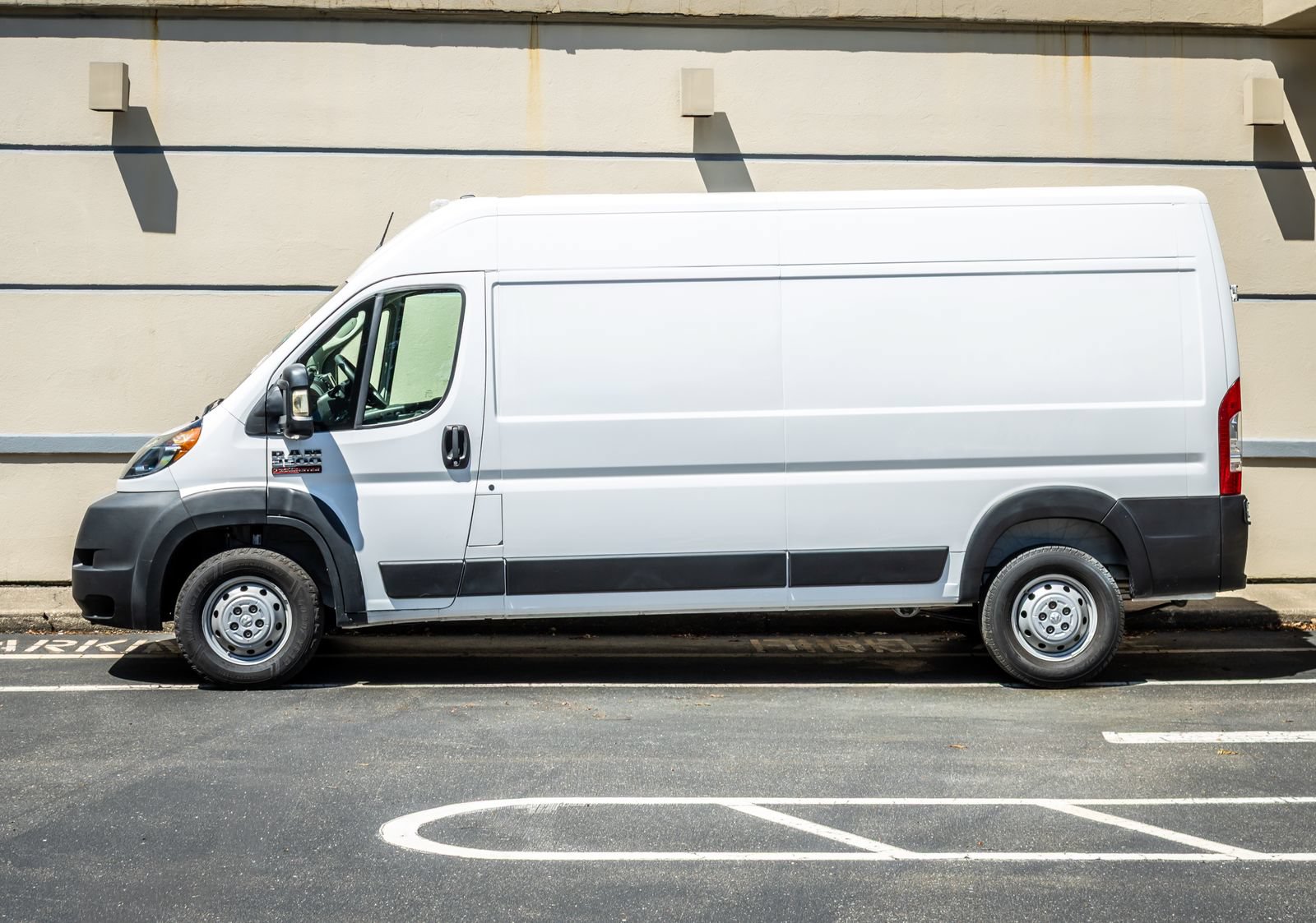Used 2022 RAM ProMaster 2500 FWD image 4