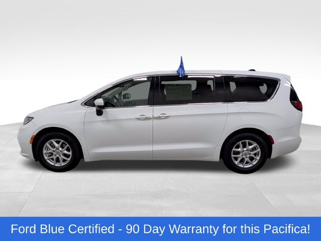 Used 2023 Chrysler Pacifica Touring-L