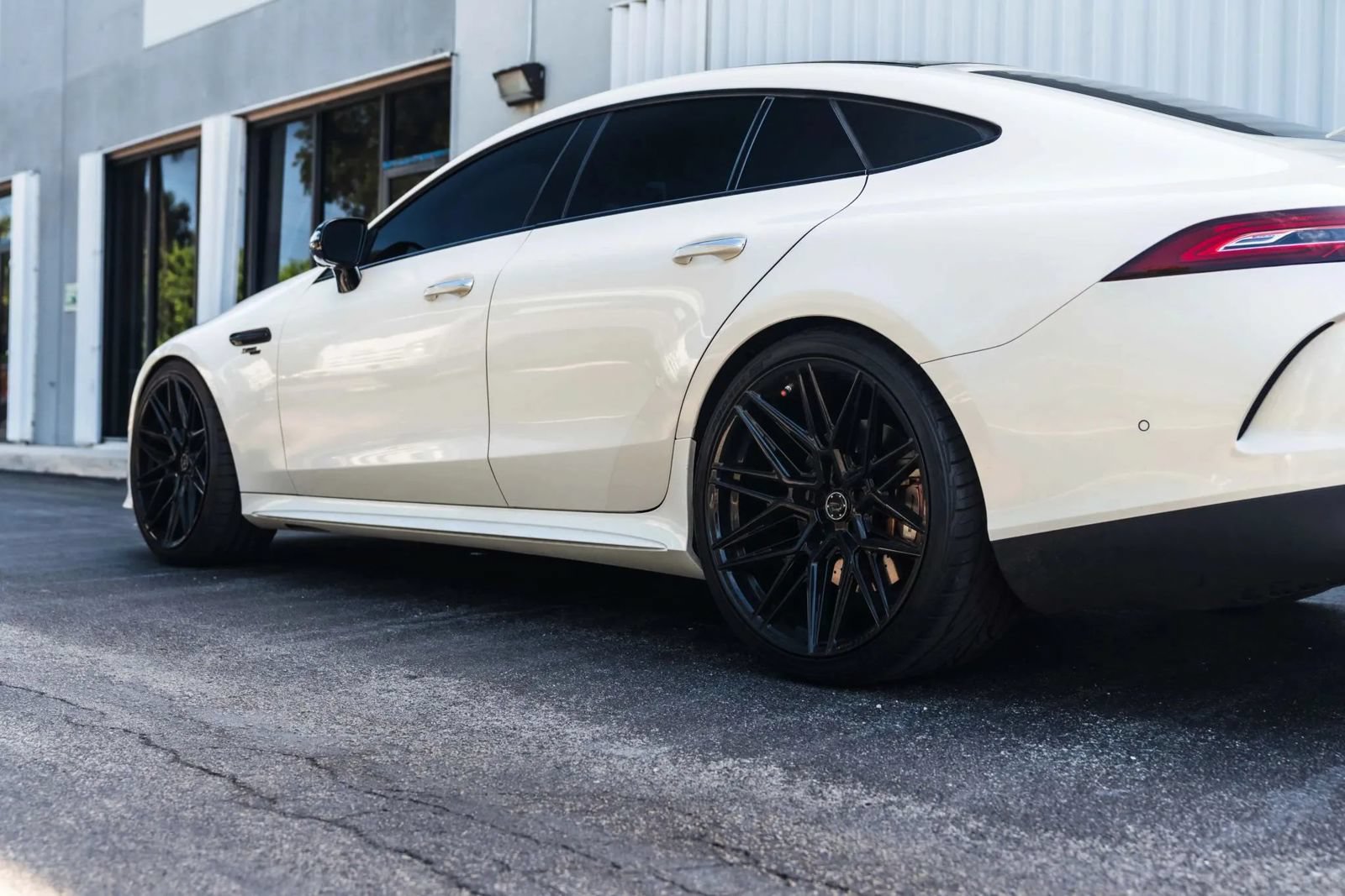 Used 2022 Mercedes-Benz AMG GT 43 image 6