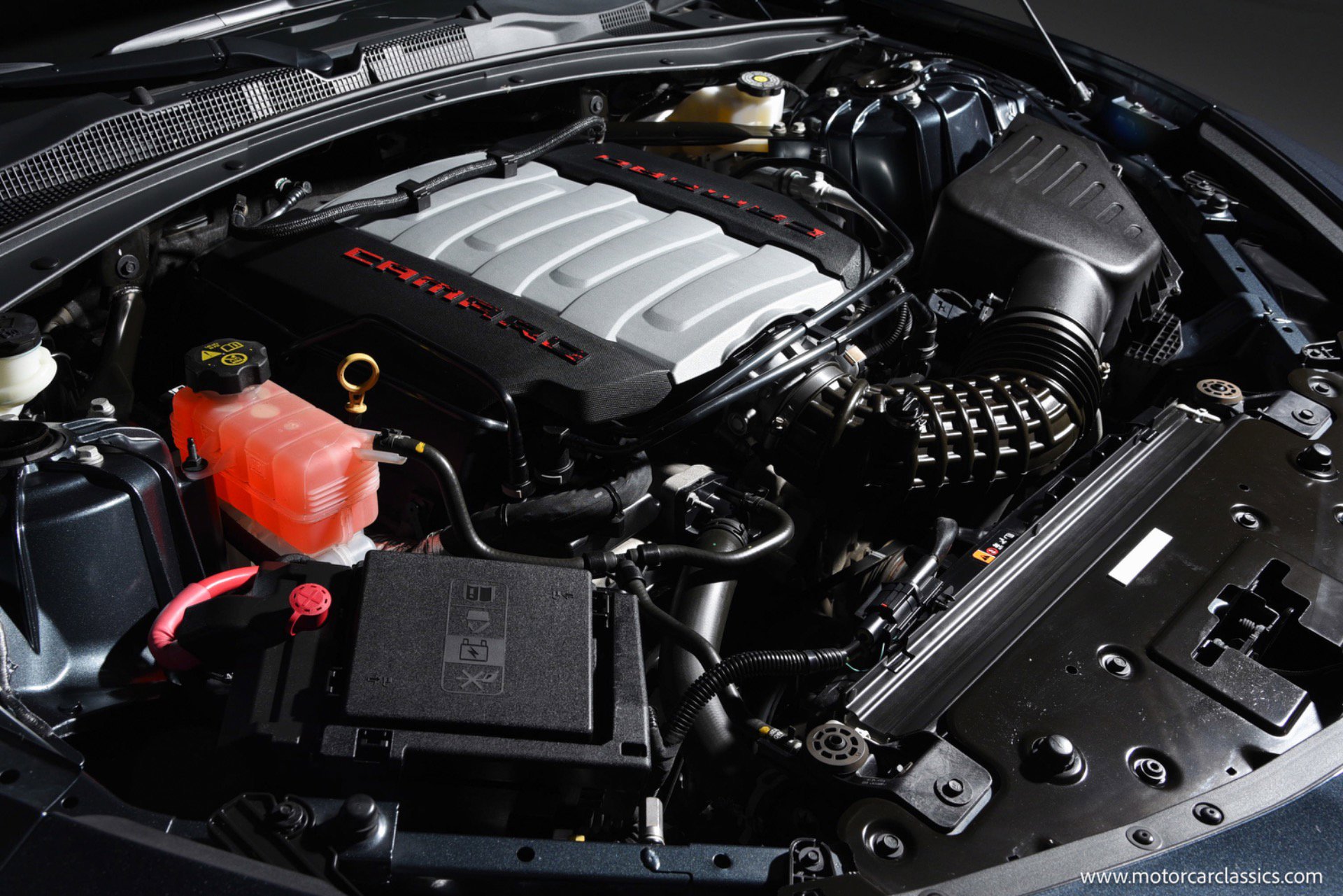 Used 2021 Chevrolet Camaro LT RWD image 39