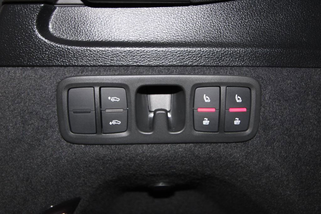 Used 2025 Audi Q7 3.0T Prestige w/ Prestige Package image 43
