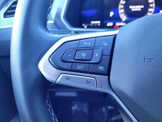 Used 2023 Volkswagen Tiguan SE image 24