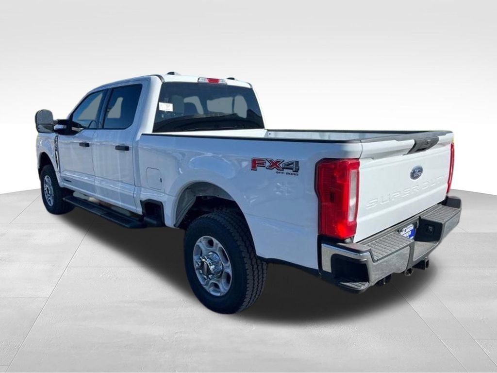 Used 2026 Ford F350 XLT w/ FX4 Off-Road Package AWD/4WD image 6