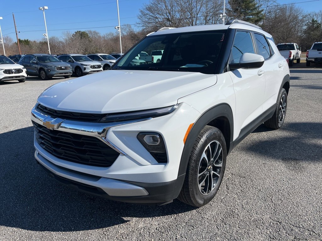 Used 2025 Chevrolet TrailBlazer LT video 1