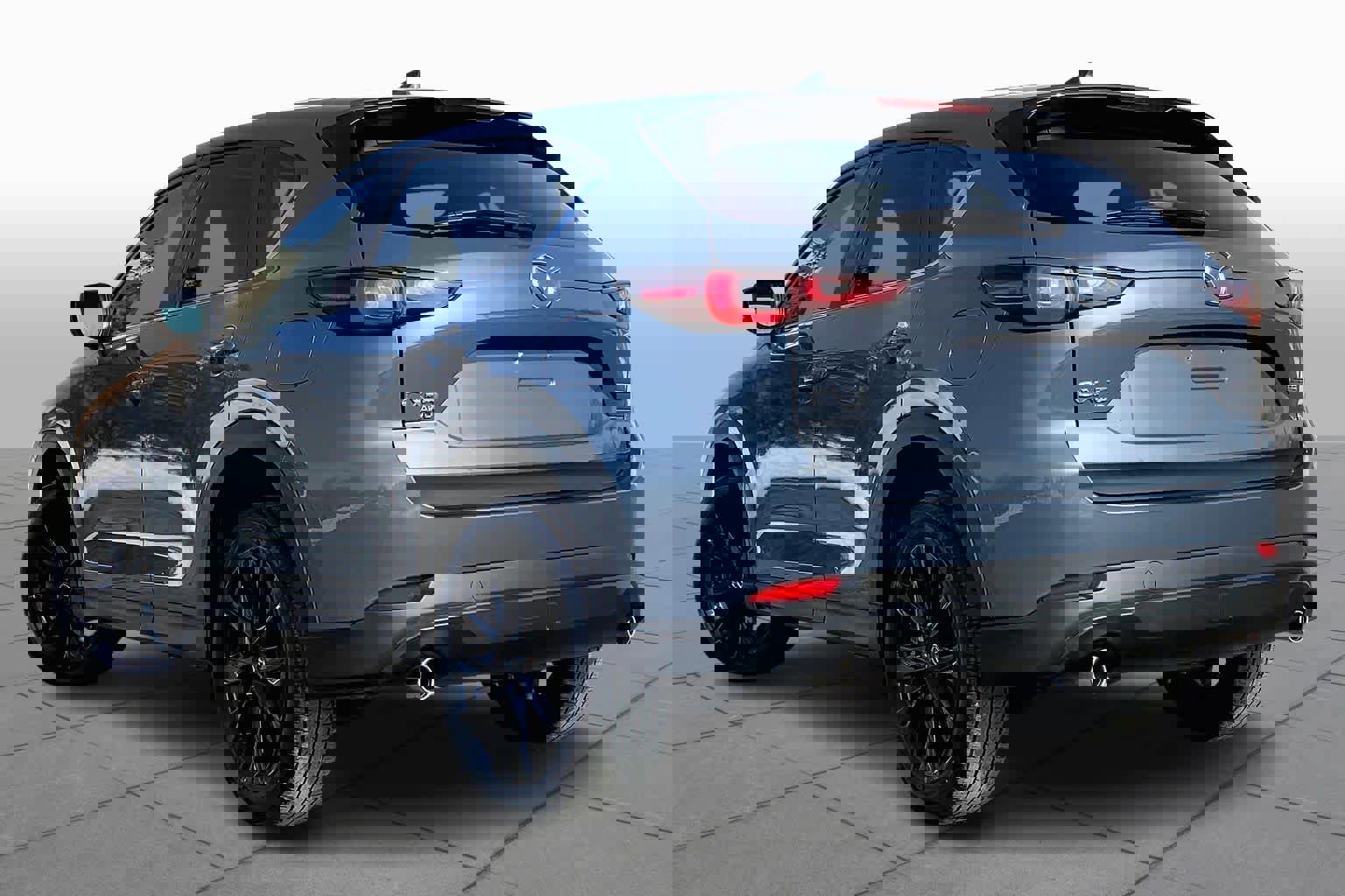 Used 2023 MAZDA CX-5 Carbon Edition image 12