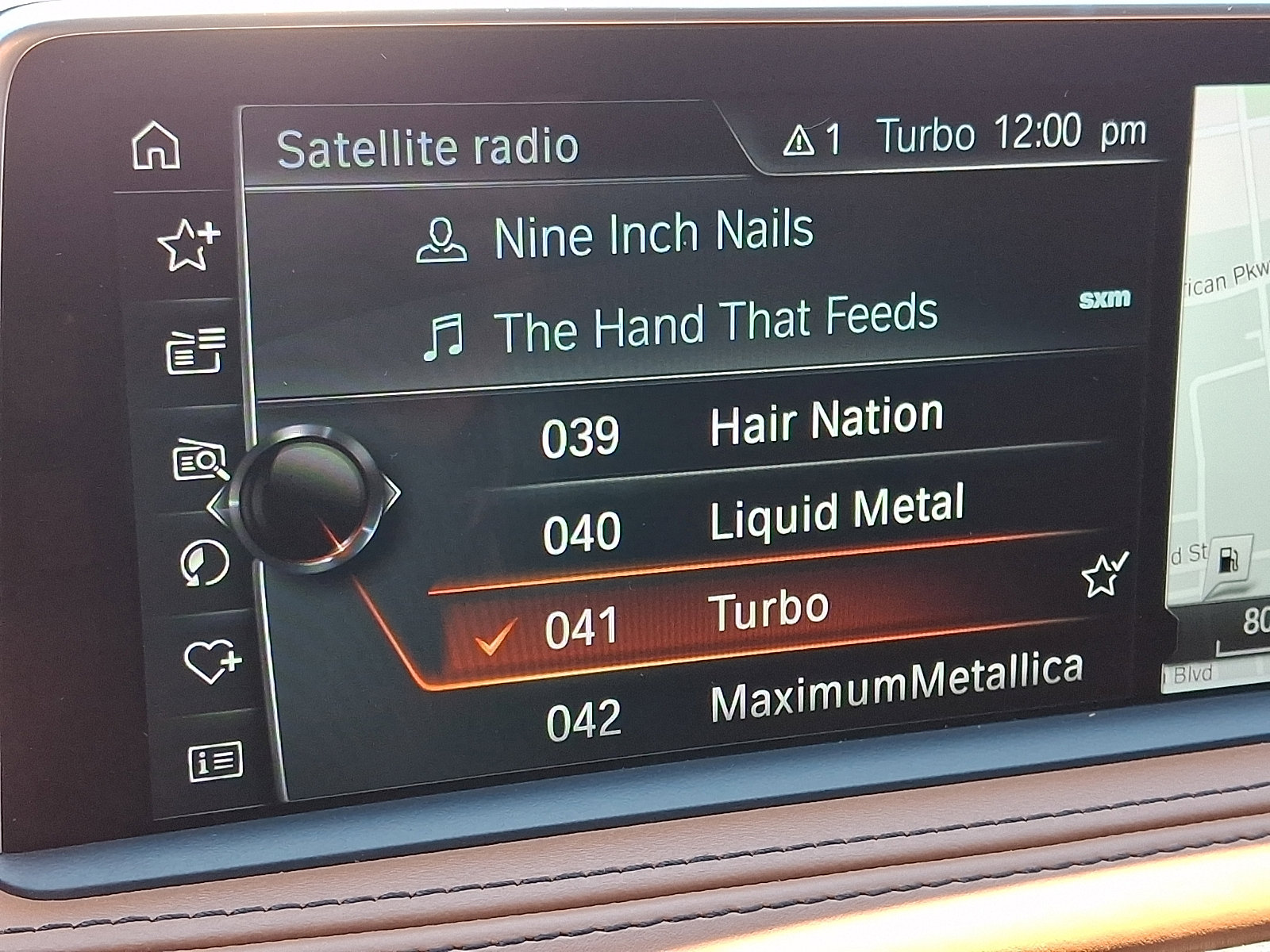 Used 2017 BMW X5 M image 18