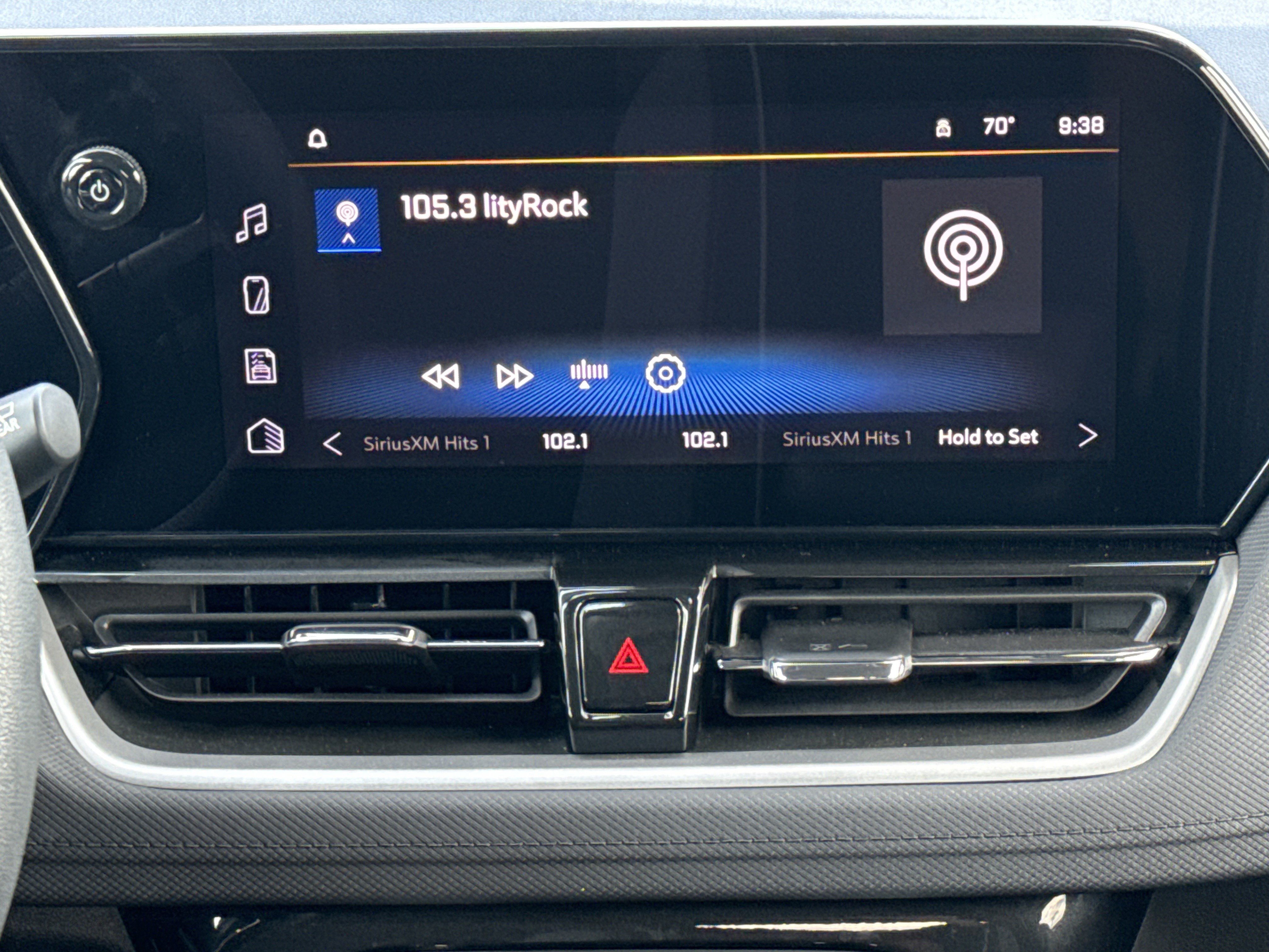 Used 2025 Chevrolet TrailBlazer LT image 23