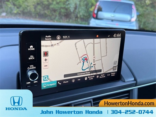 New 2025 Honda Pilot Touring image 14