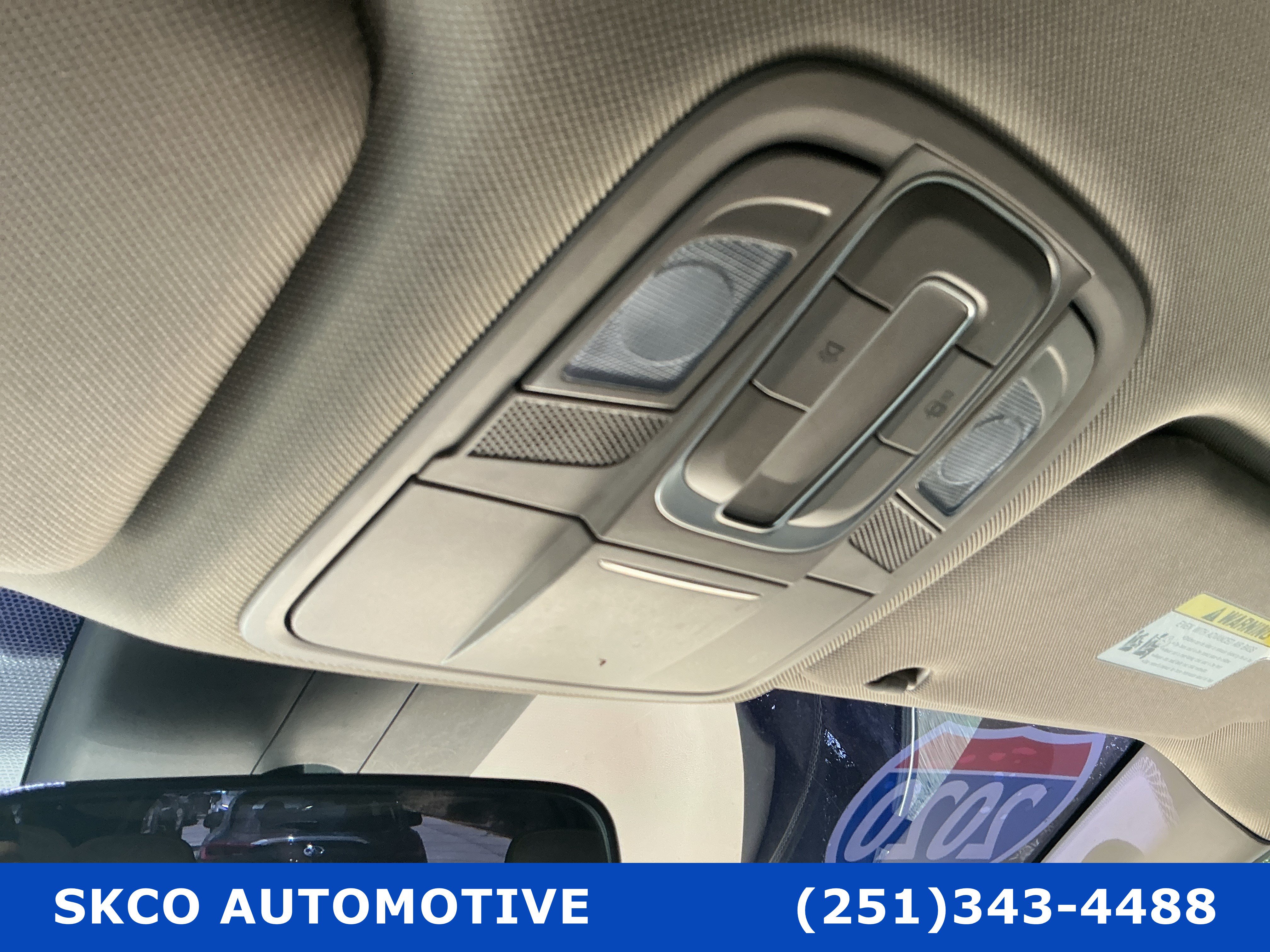 Used 2020 Hyundai Santa Fe SE FWD image 26