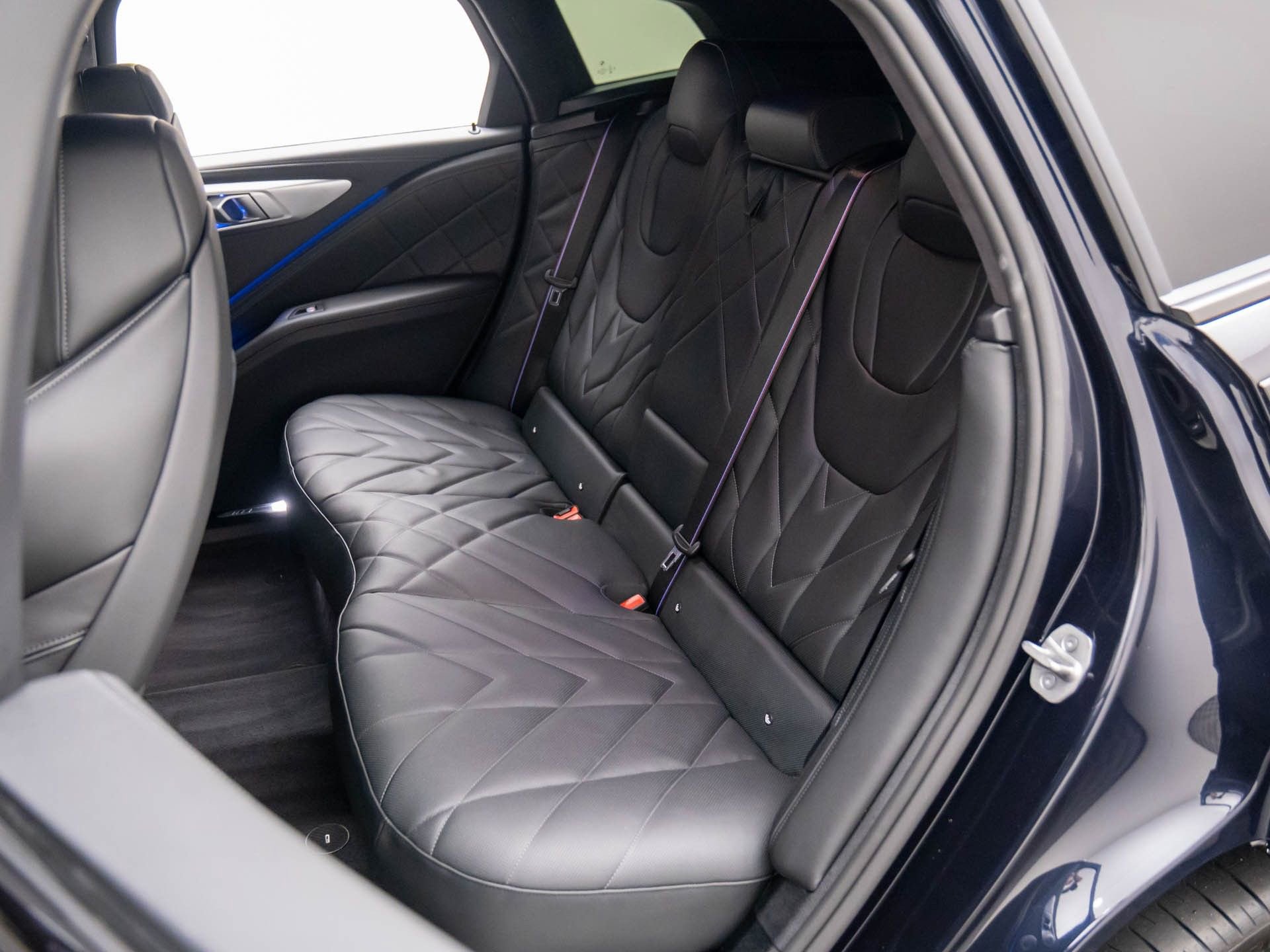 New 2026 BMW XM Label Red image 15