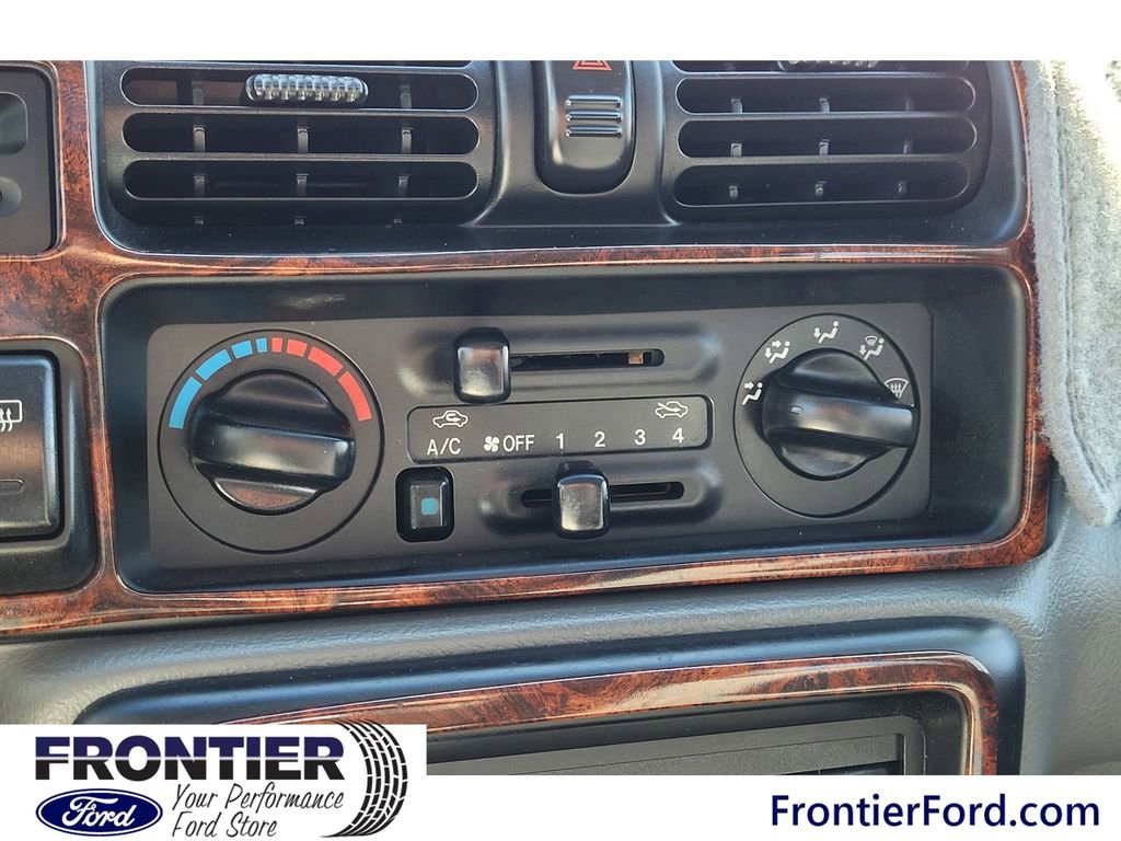 Used 2000 Isuzu Rodeo LS image 21