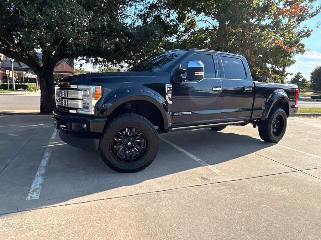 Used 2019 Ford F250 Platinum AWD/4WD image 1