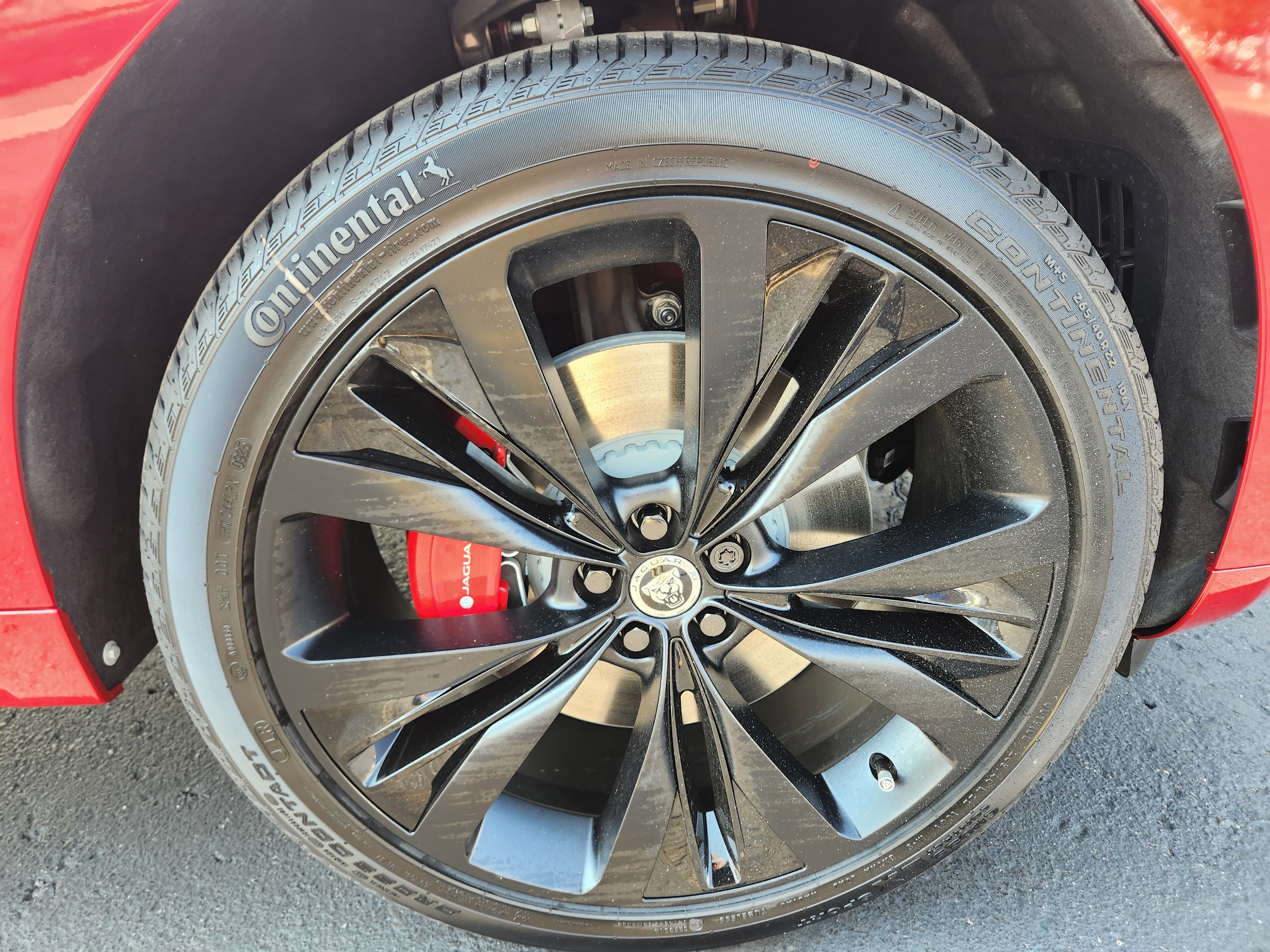 New 2026 Jaguar F-PACE R-Dynamic S image 26