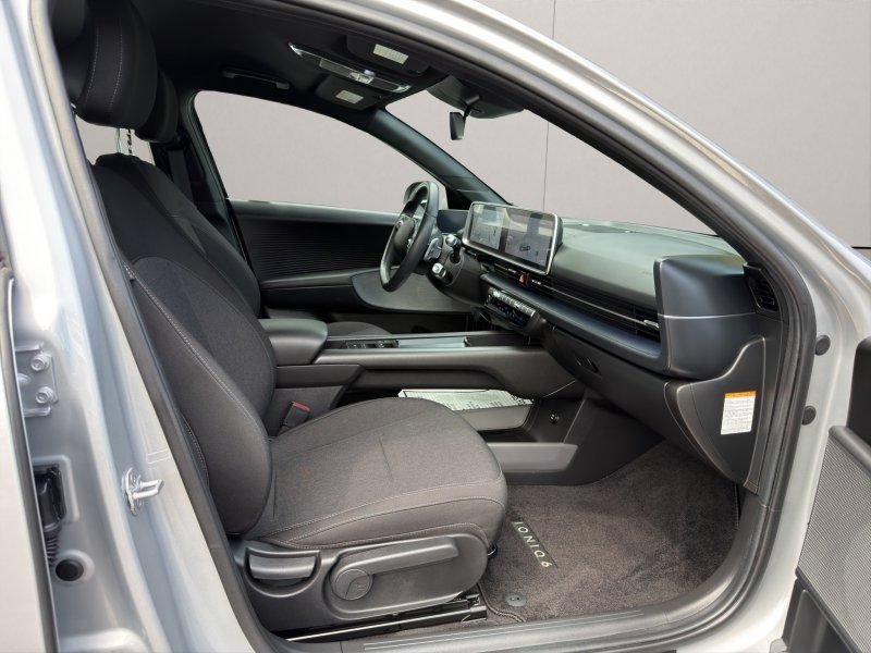Used 2024 Hyundai Ioniq 6 SE AWD image 13