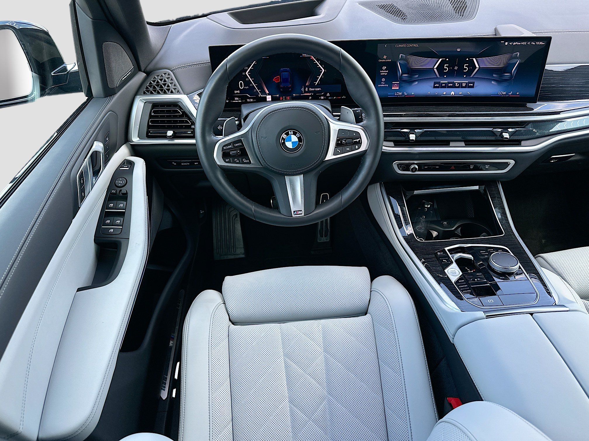 Used 2026 BMW X5 sDrive40i w/ M Sport Package RWD image 23