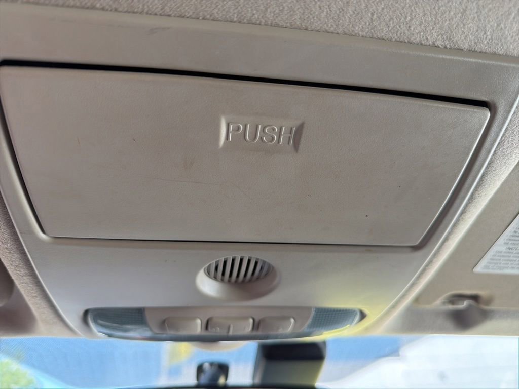Used 2018 Ford Fiesta SE FWD image 25