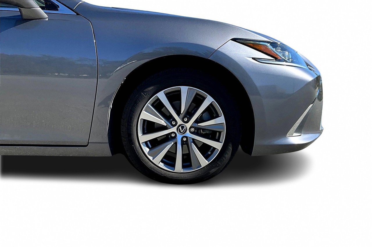 Used 2021 Lexus ES 350 w/ Premium Package image 32