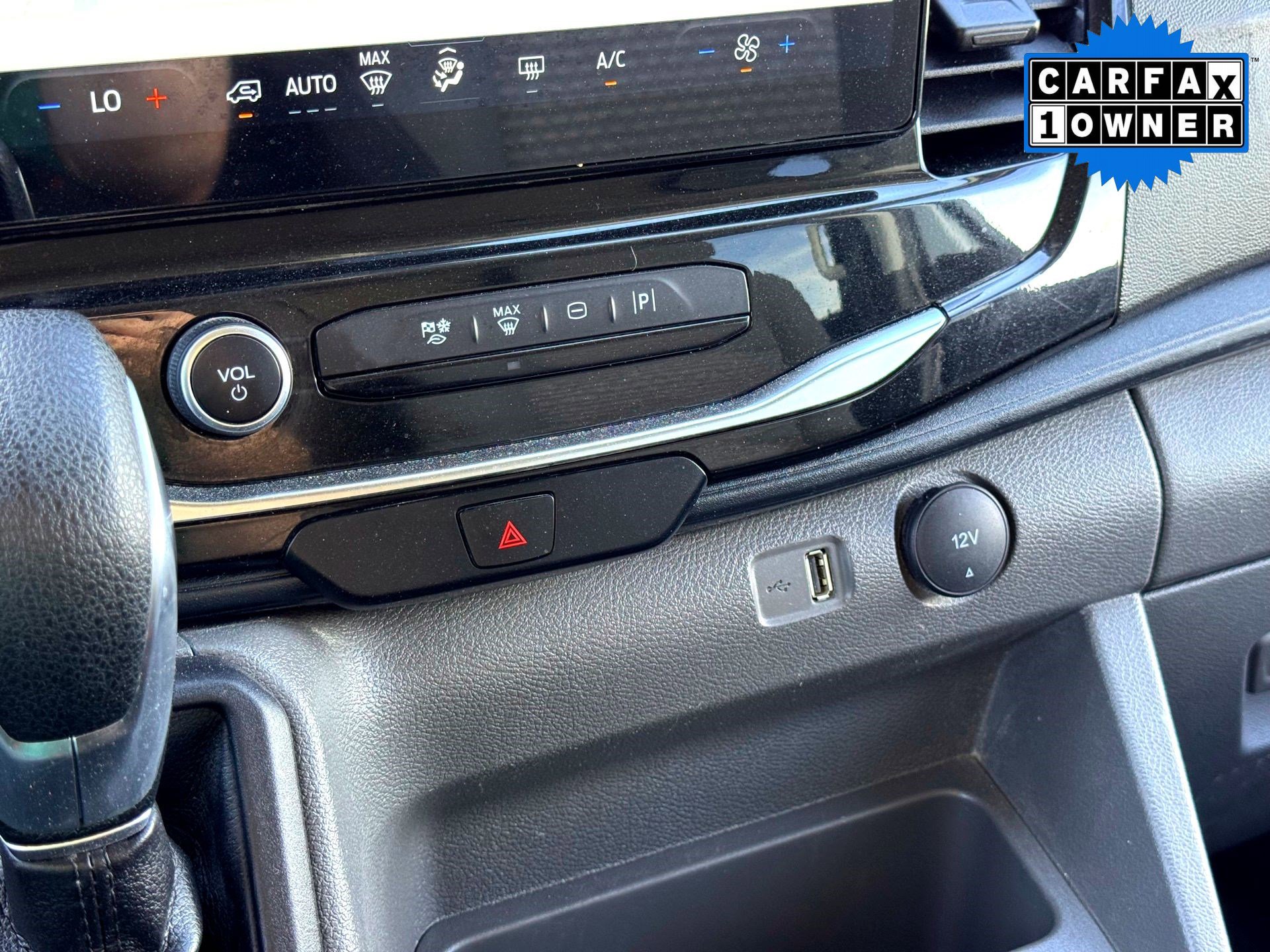 Used 2024 Ford Transit 350 XLT image 28