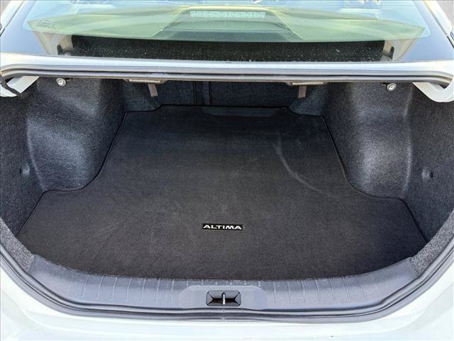 Used 2025 Nissan Altima 2.5 SV FWD image 7