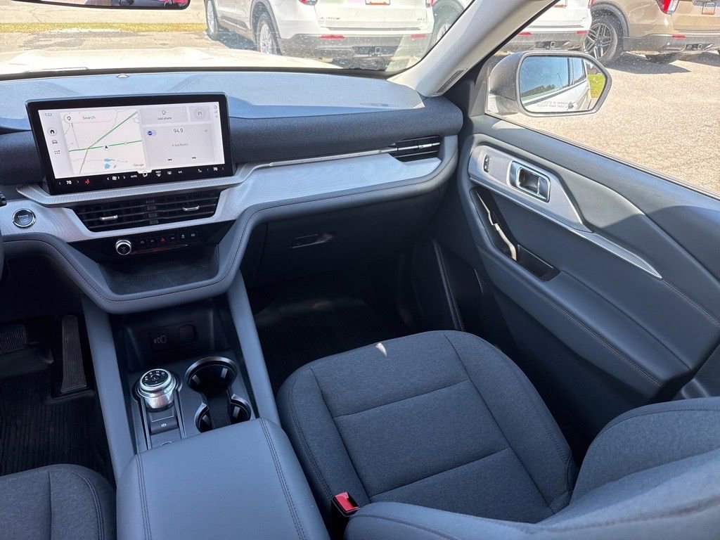 Used 2026 Ford Explorer Active image 14