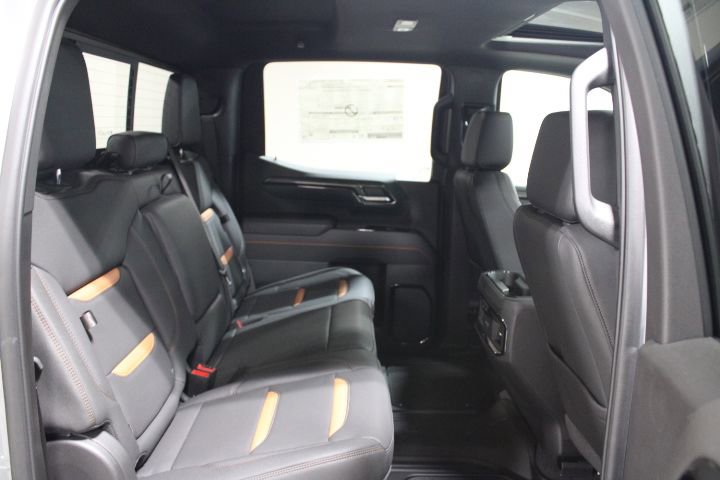 New 2026 GMC Sierra 1500 AT4 w/ AT4 Premium Package image 32