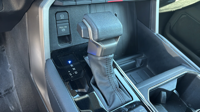Used 2025 Toyota Tundra Limited w/ Nightshade Package AWD/4WD image 30