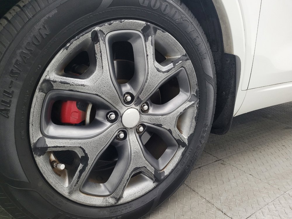 Used 2017 Kia Sorento SX image 31