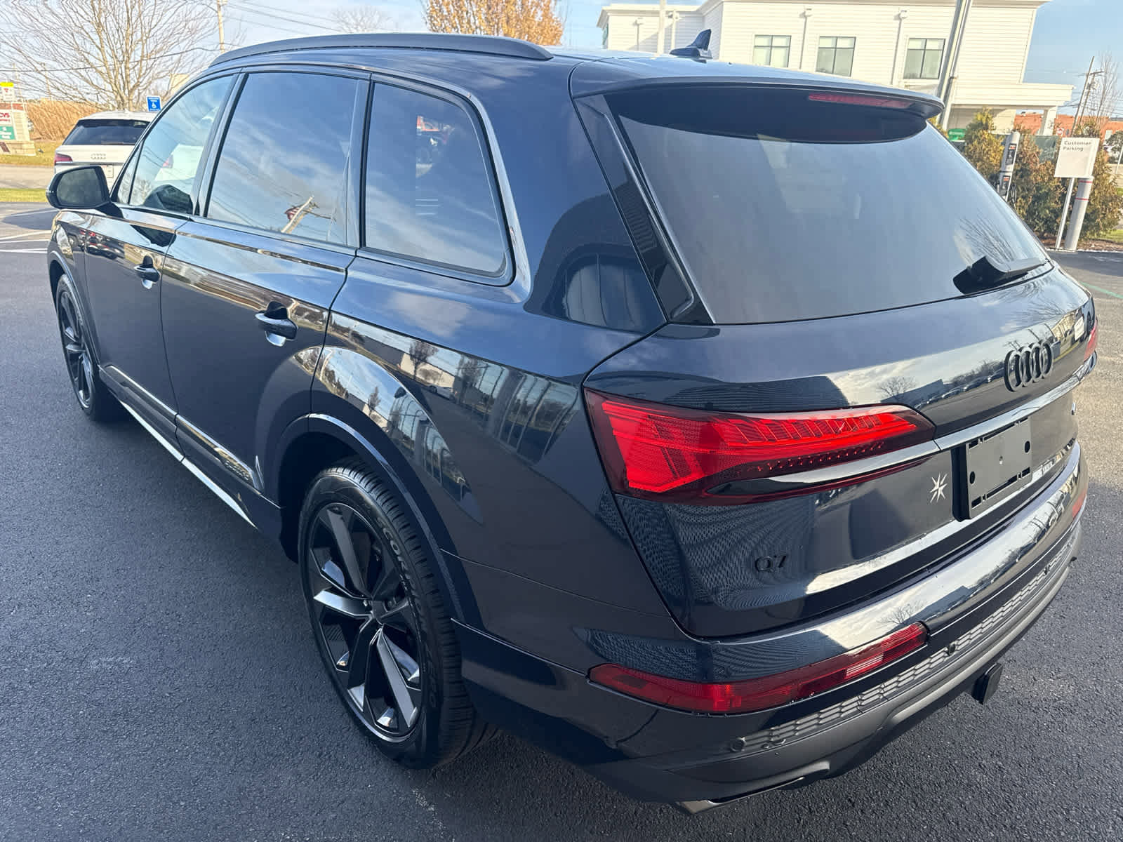 New 2026 Audi Q7 3.0T Premium Plus image 6