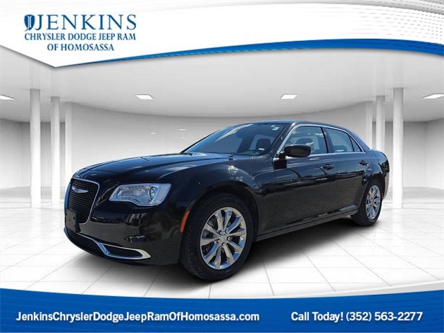 Used 2022 Chrysler 300 Touring